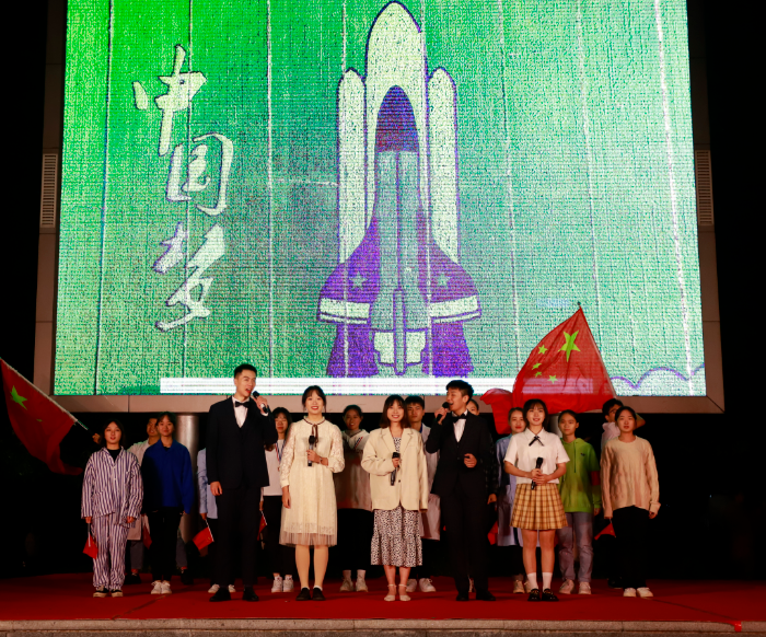 1634702174478016025.png 昂天.png