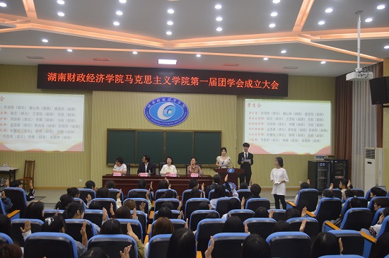 无记名投票照片.jpg